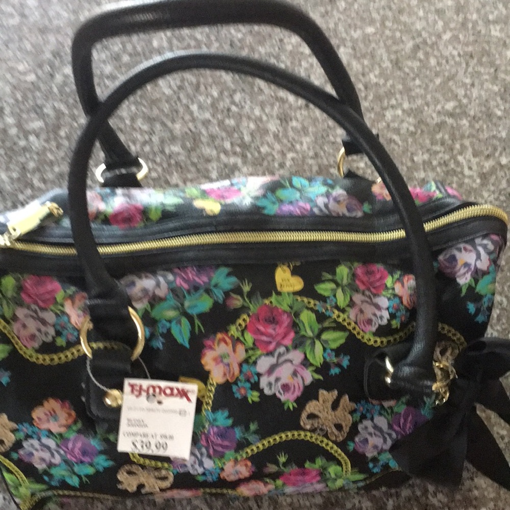 Betsy Johnson purse